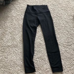 Black lululemon leggings